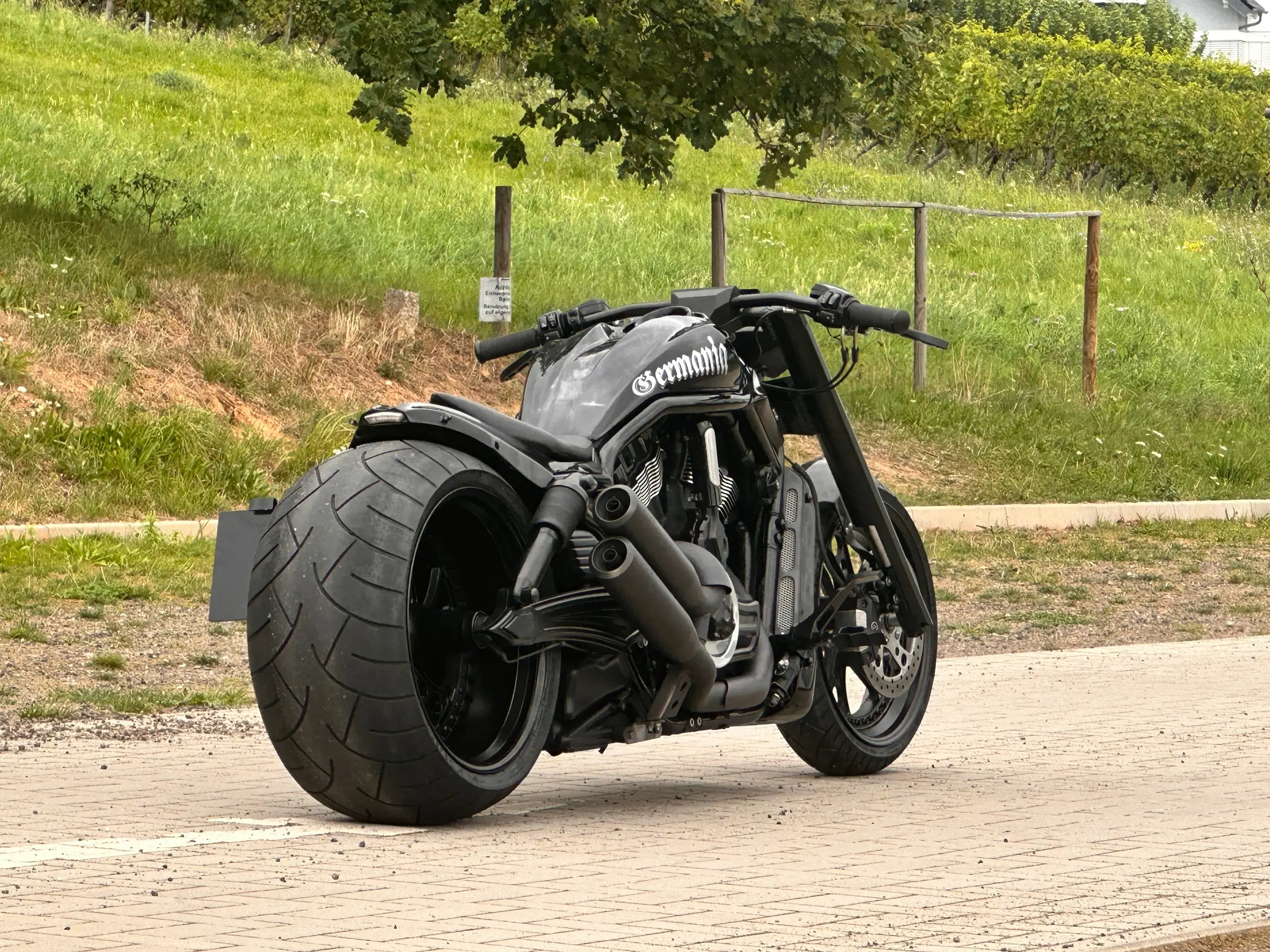 Germania, Custom-Umbau von Ultimate Bikes