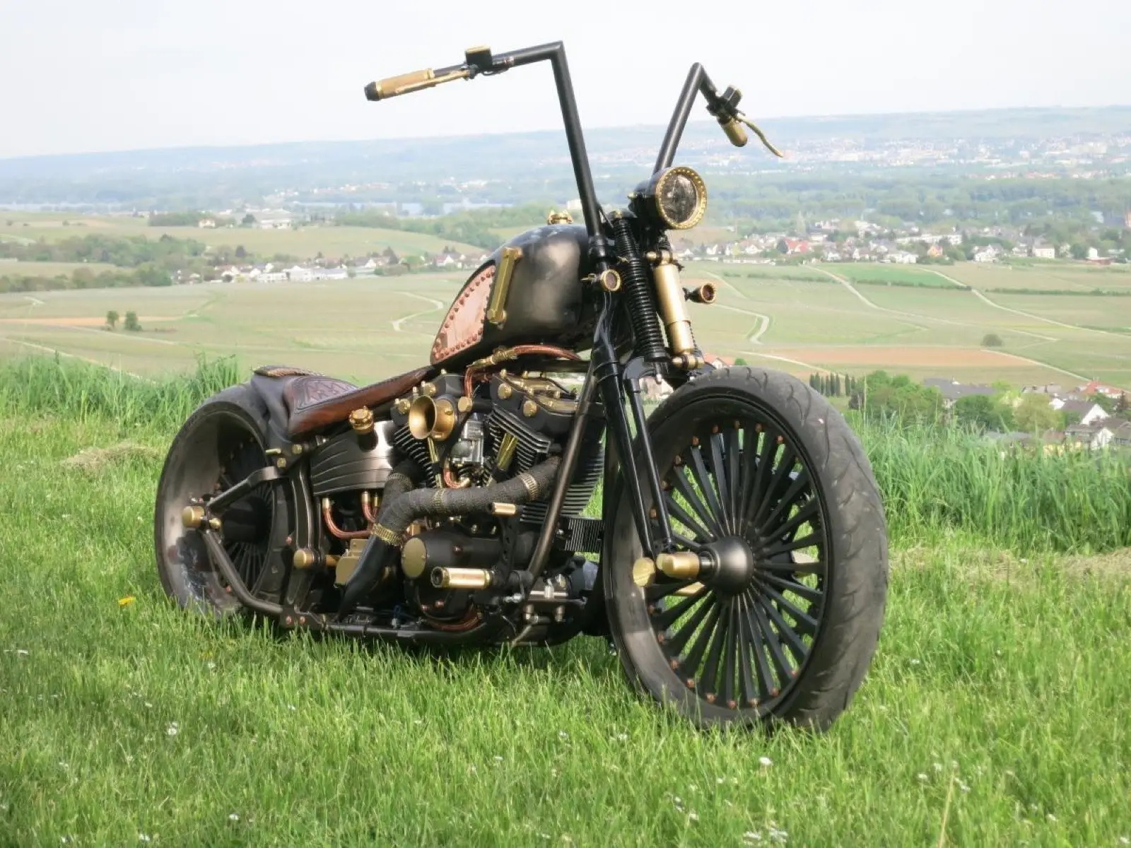 Gunslinger, Custom-Umbau von Ultimate Bikes