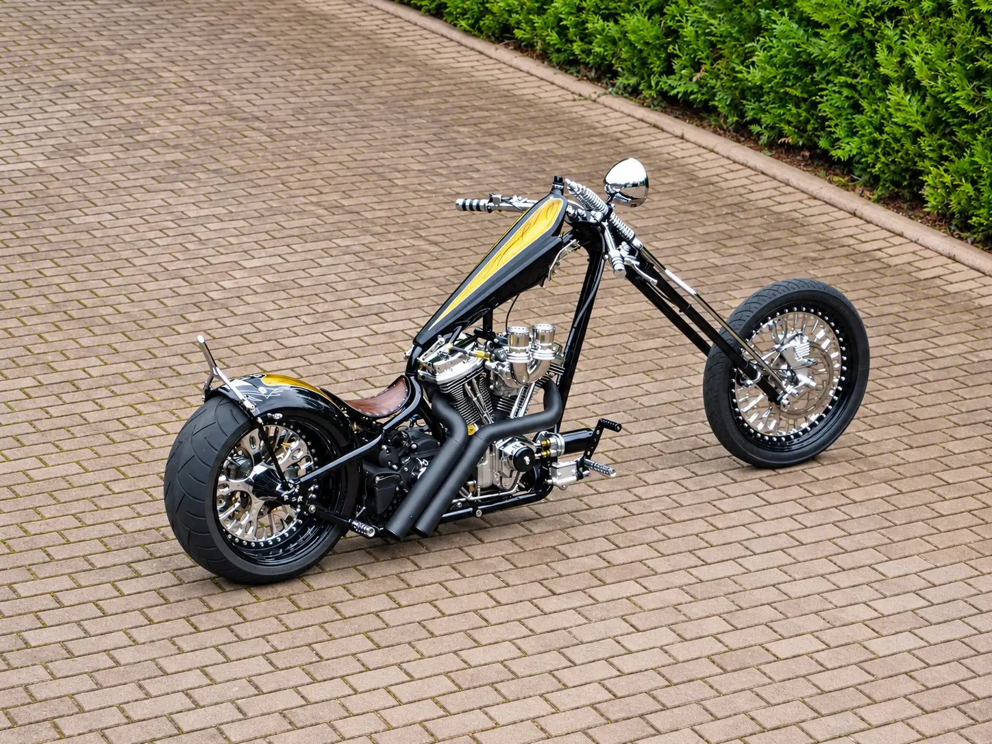 The King, Custom-Umbau von Ultimate Bikes